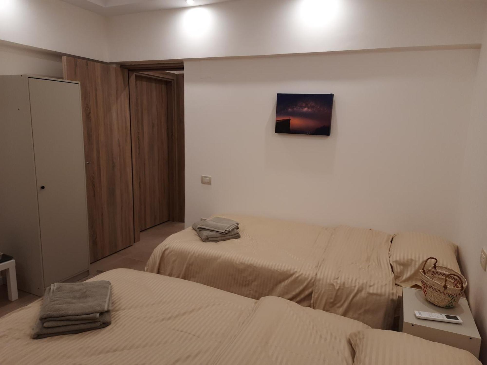 New Zoe Apartment *